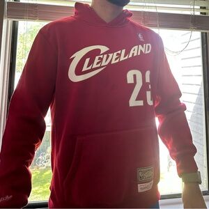 Lebron James hoodie Cleveland Cavaliers